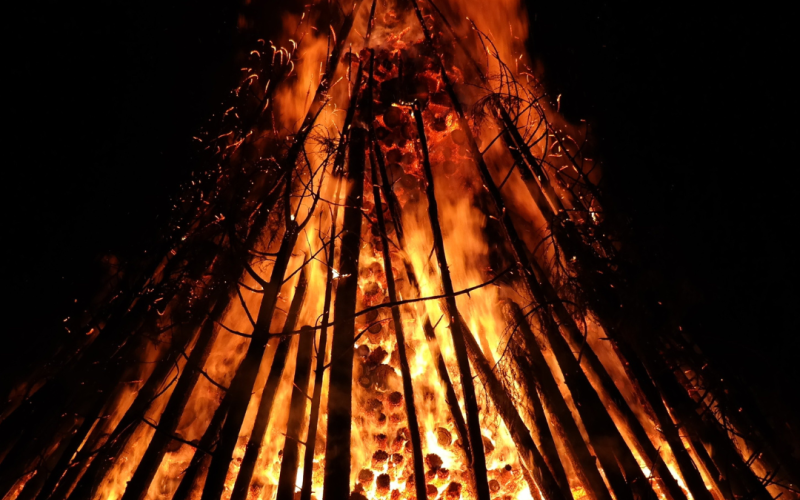 Celebrate Midsummer in the Land of Giants