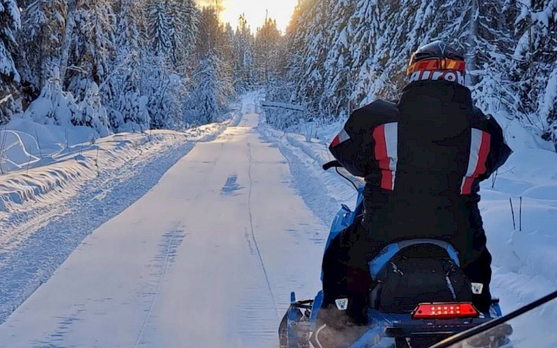 Snowmobiling-Kainuu